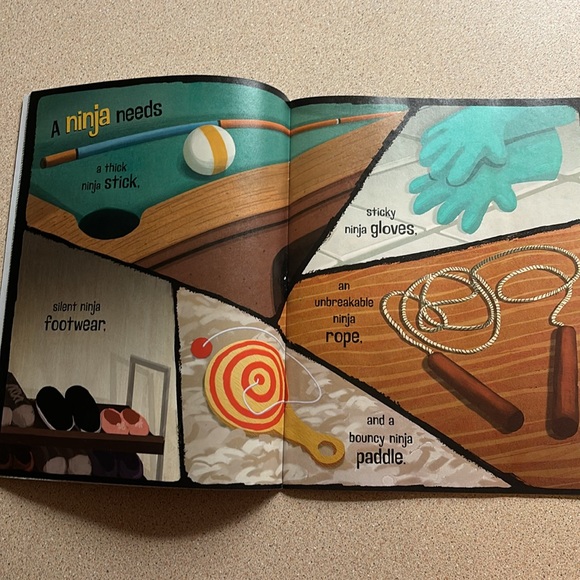 Lot of 2 Ninja themed books - Picture 3 of 9